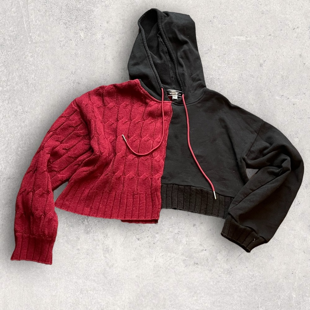 ⭐️ Blue Blush cropped half sweatshirt half sweater Women's Small Black Burgundy